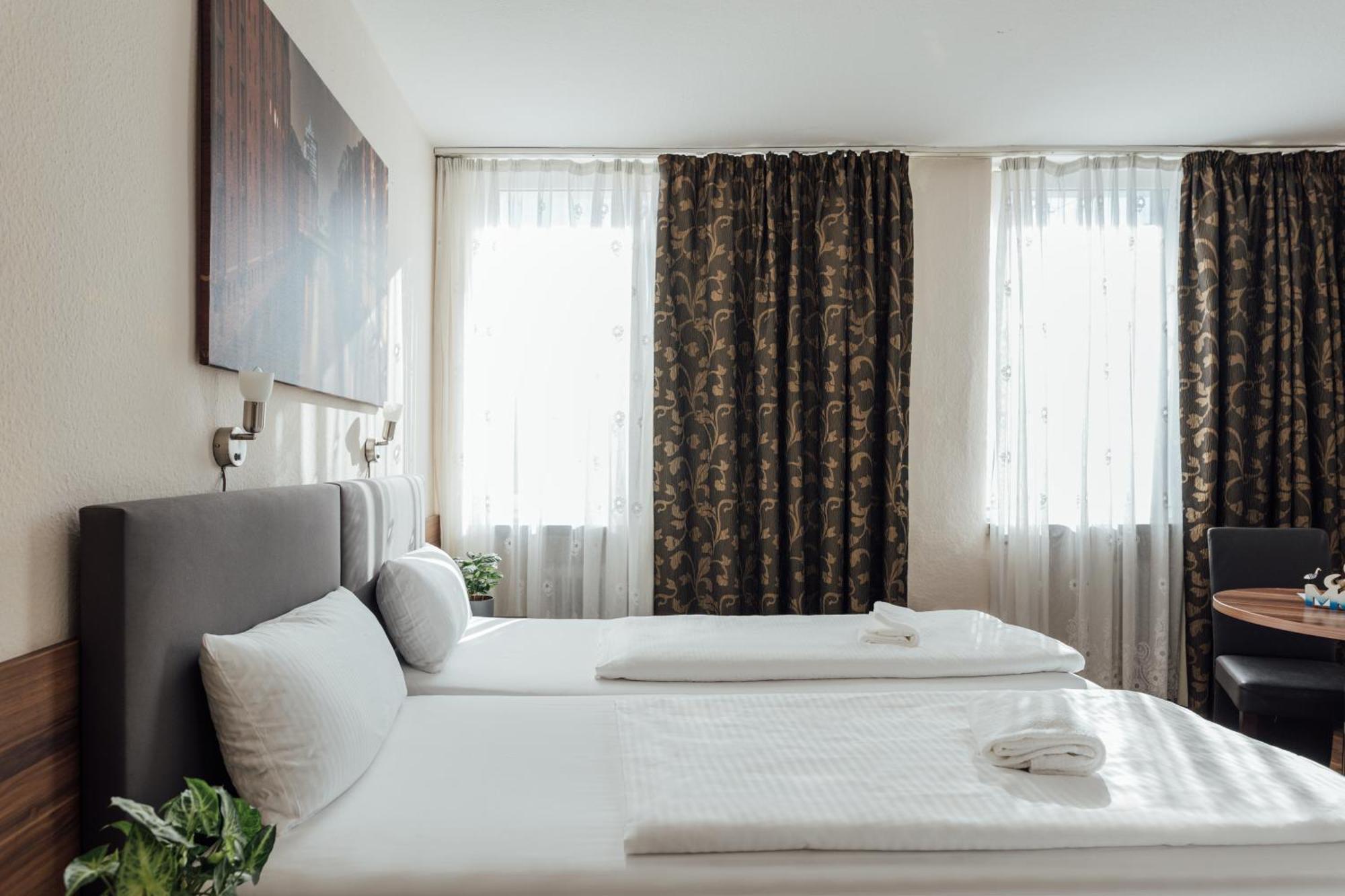Hotel Hanseat Хамбург Екстериор снимка