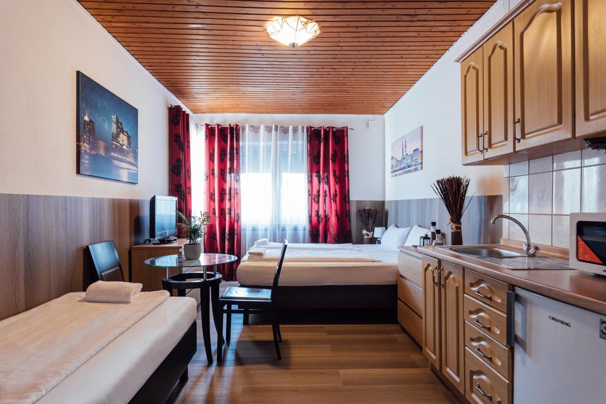 Hotel Hanseat Хамбург Екстериор снимка