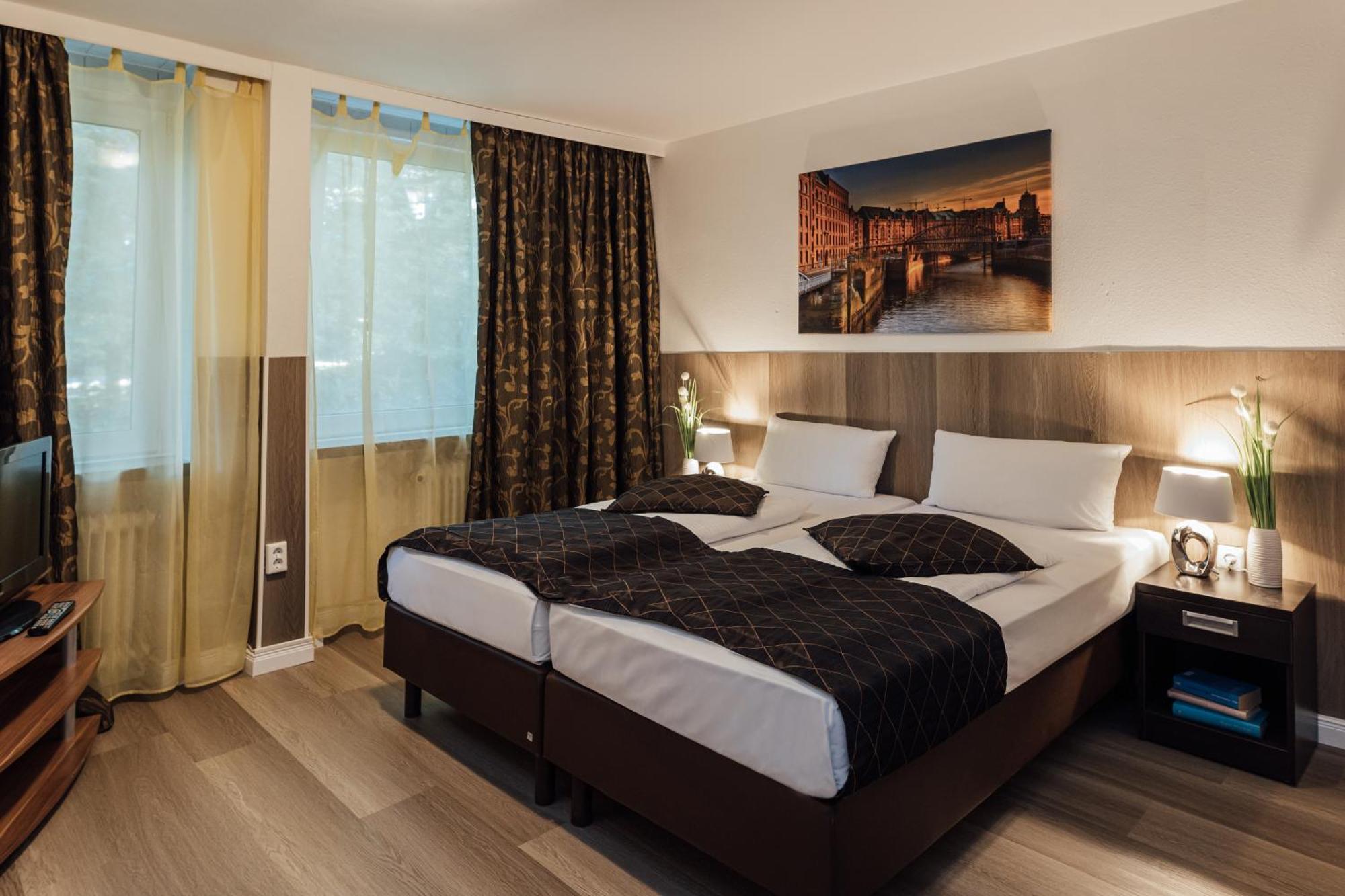 Hotel Hanseat Хамбург Екстериор снимка